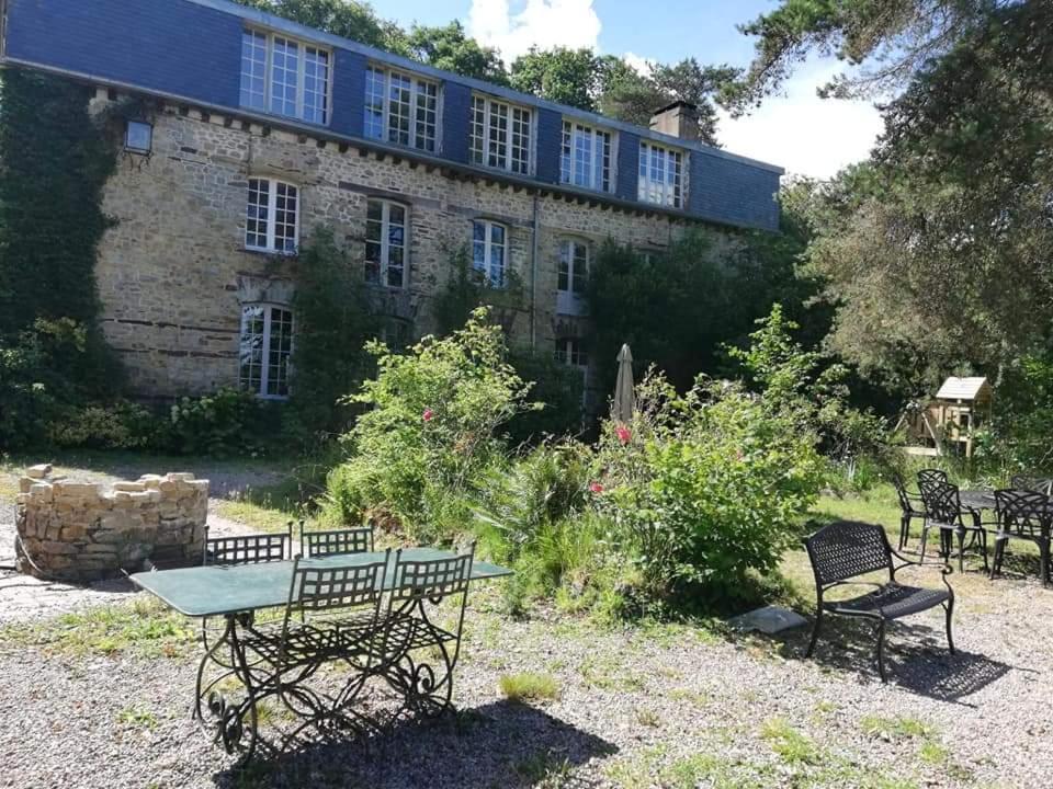 Manoir Du Tertre Au Coeur De La Foret De Broceliande Hotel Paimpont Exterior foto